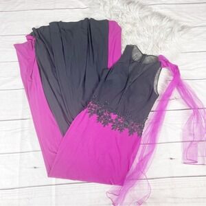 Madison James Fuchsia and Black Evening Prom Dress‎ Size 6